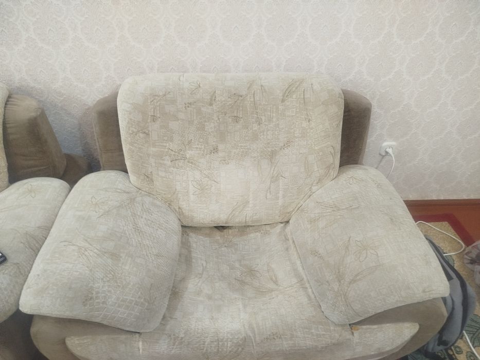 Mehmonxona uchun mebel