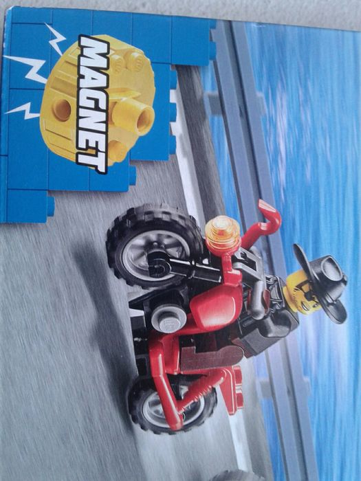 Set de vehicule Arestarea politiei aeriene, Lego 60243, nou, sigilat