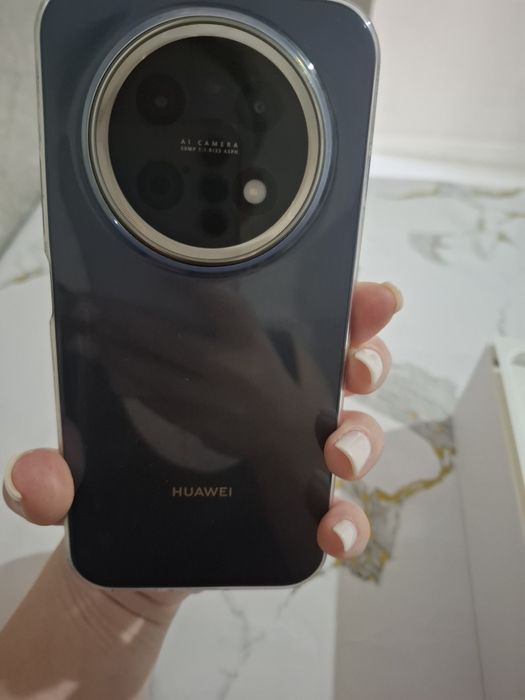 Продам новый телефон
