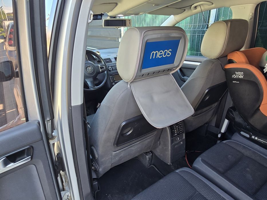 Touran 2012  2.0 TDI pret FIX