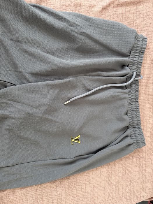 compleu louis vuitton
