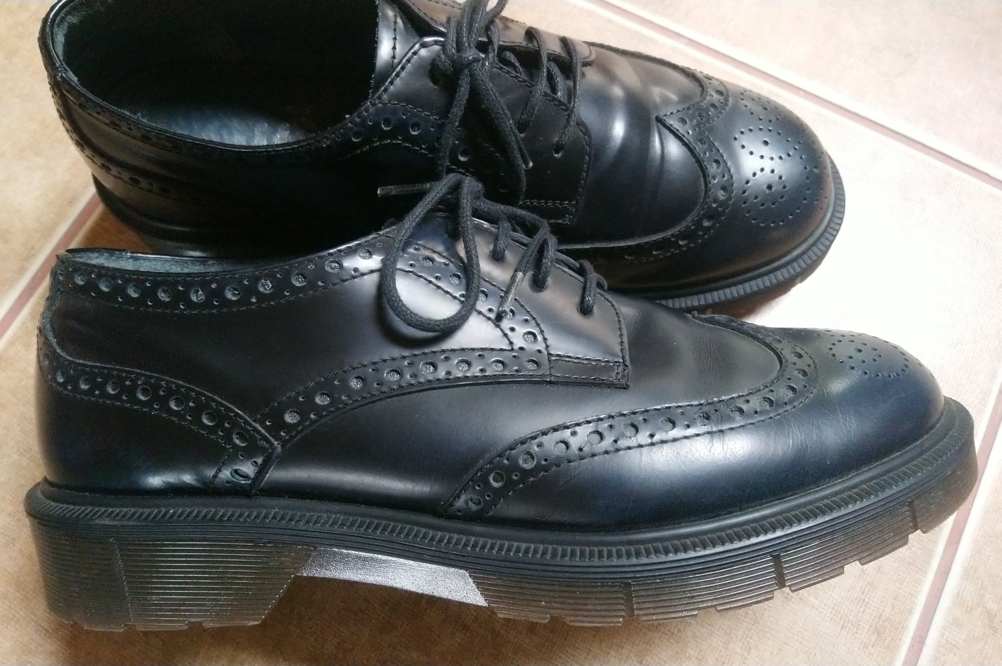 Pantofi Gio di Grunland 37 piele Bucuresti Sectorul 1 OLX.ro