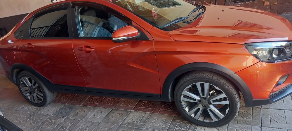 Lada vesta sotiladi