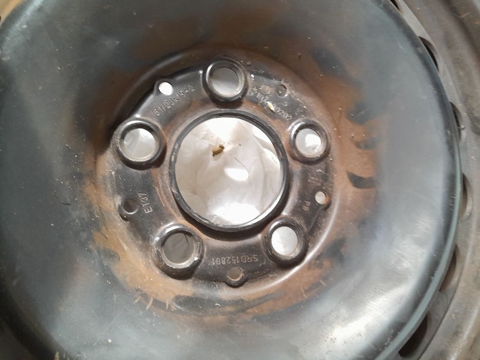 Jenti si anvelope auto