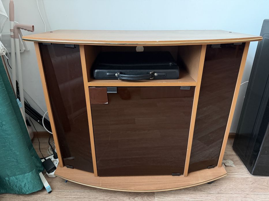 Тумба под телевизор