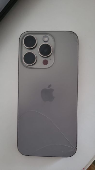 Продам Iphone 15 pro на 128