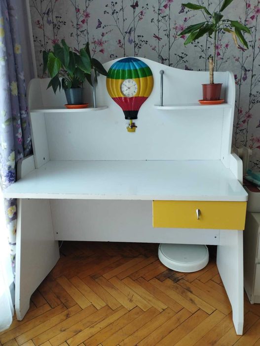Детско бюро и шкафче