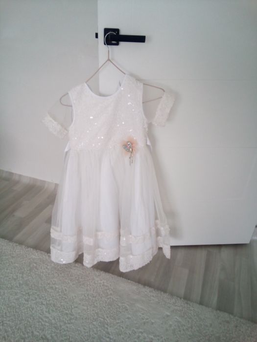 Вечерняя платье б/у 122 размер