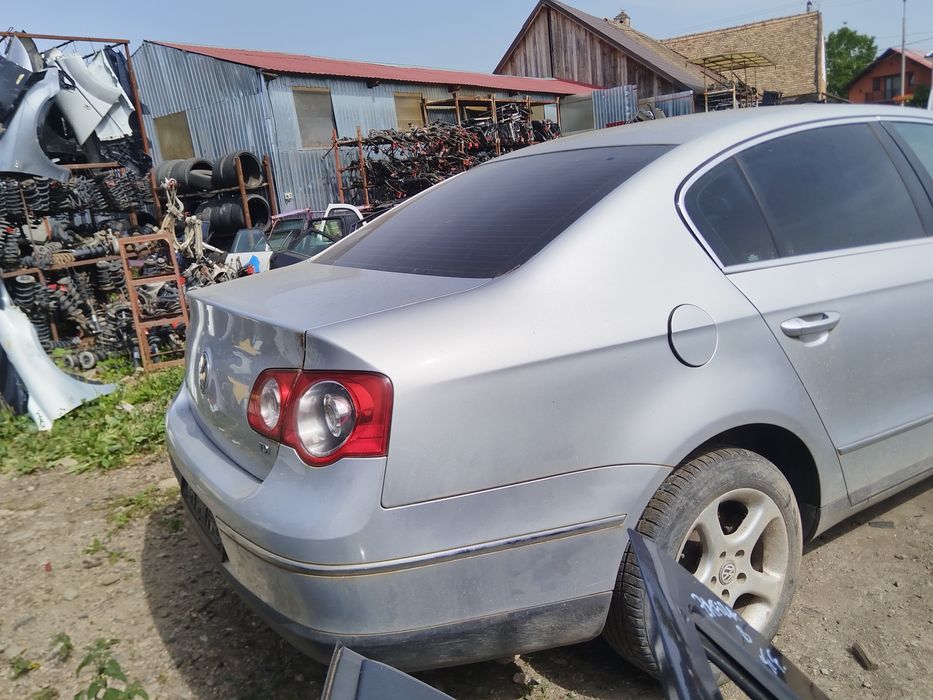 Stop stanga/dreapta Vw Passat B6 sedan