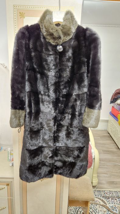 Продам шубу в идеальном состояний