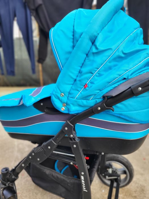 Детска количк ..