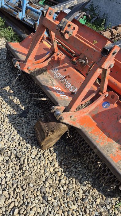 Tocator forestier 230.m.lucreaza la 1000 pe priza
