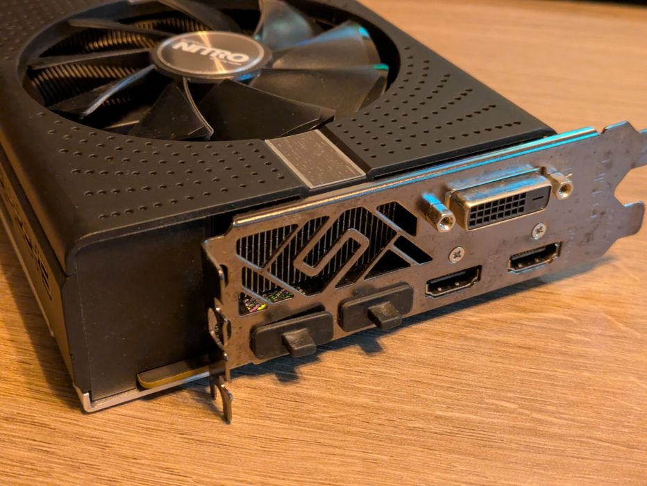 Placa video AMD RX580