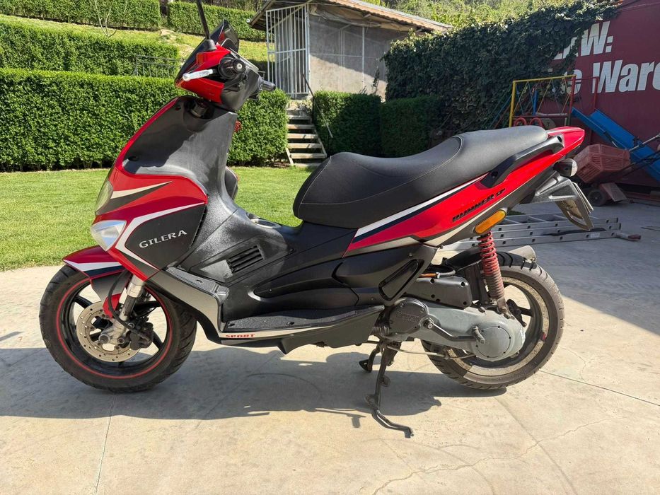 скутер мотпед gilera runner c46 sport 49 кубика / 2 тактов / водно охлаждане