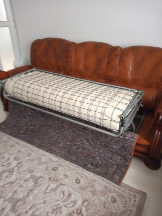 Canapea din piele naturala extensibila