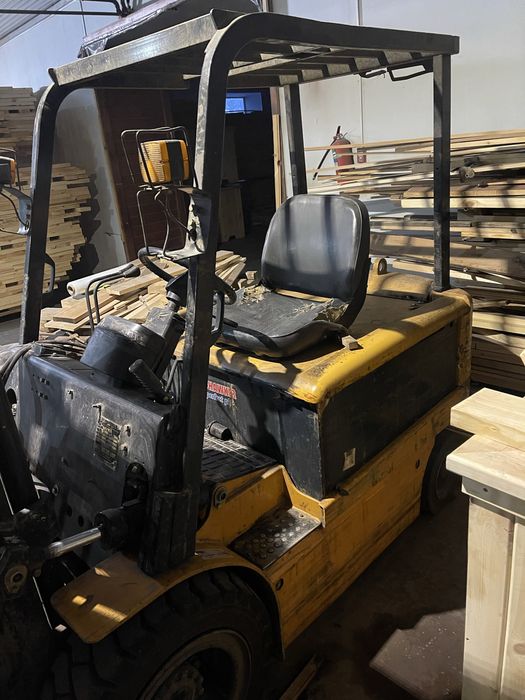 Вилочный электро погрузчик кара HANGCHA