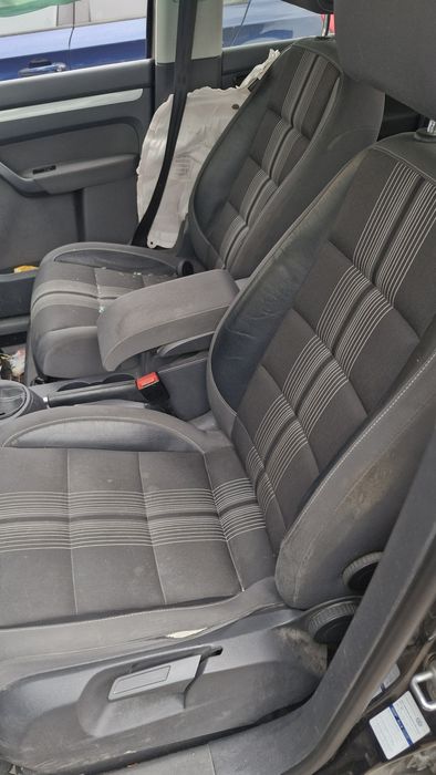 Scaune spate vw touran 7 locuri
