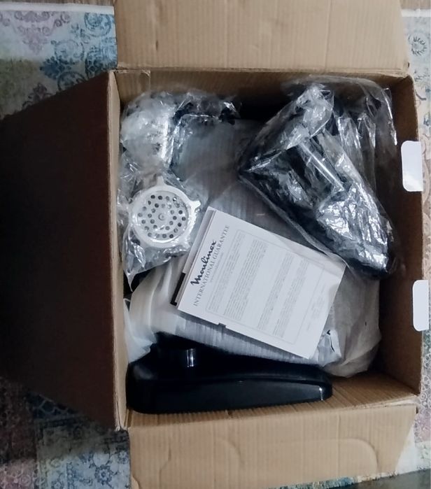 электрическая мясорубка