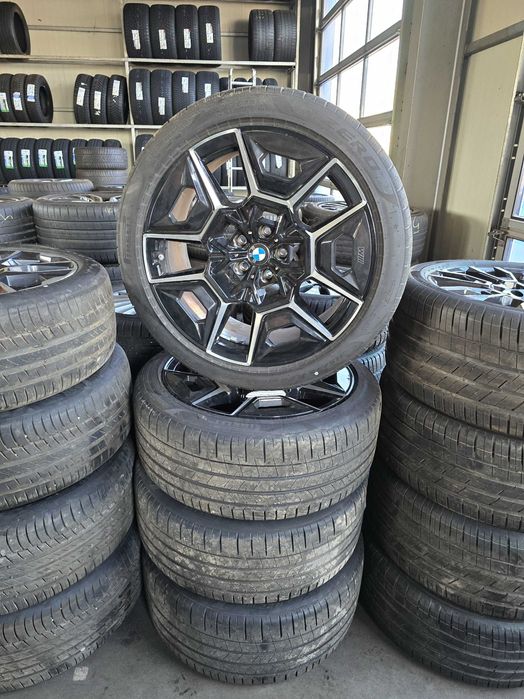 Jante BMW XM G09  Anvelope vara noi Pirelli PZ4 * 315 35 R22