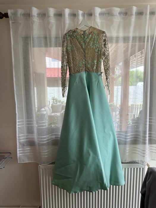 Rochie facuta pe comanda