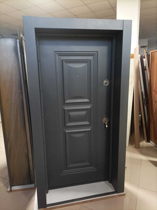 Входни врати  - НОВ ВНОС !