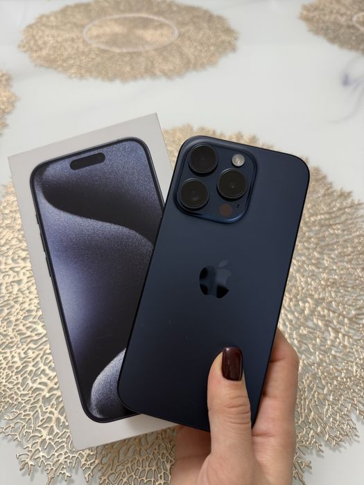 Продаю Айфон 15 про