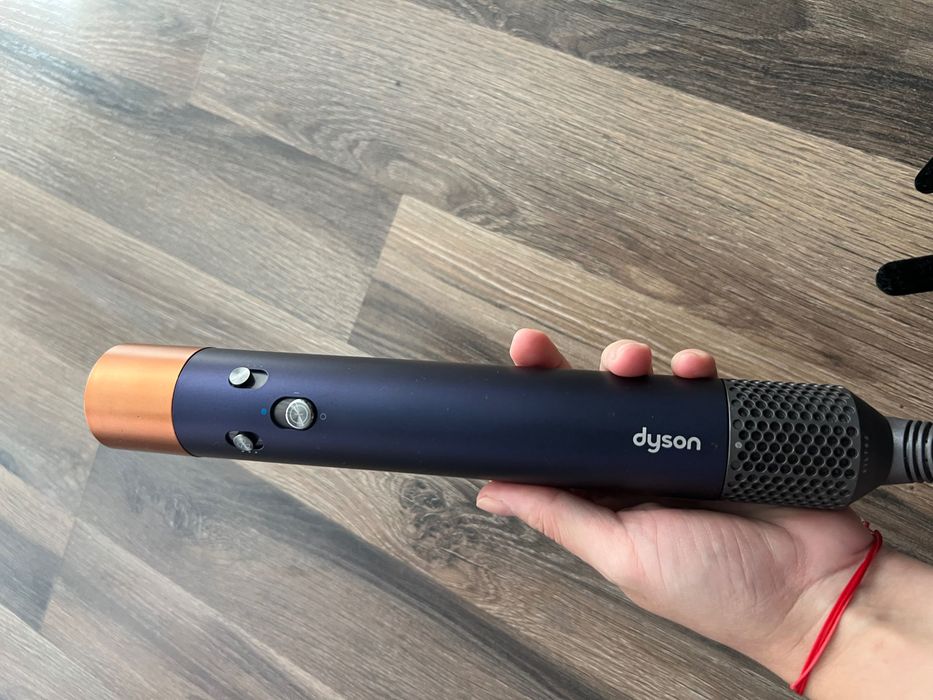 Dyson Airwrap+cutie