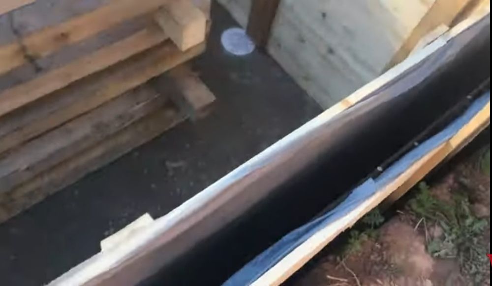 строительство бассейна димантаж