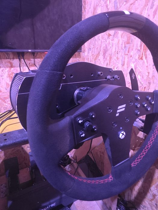 Fanatec clubsport v2.5 + волан + педали