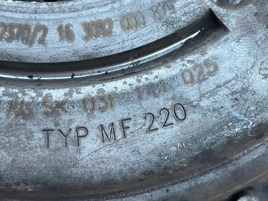 Kit ambreiaj / Volanta VW Jetta Golf 6 1.2 tsi