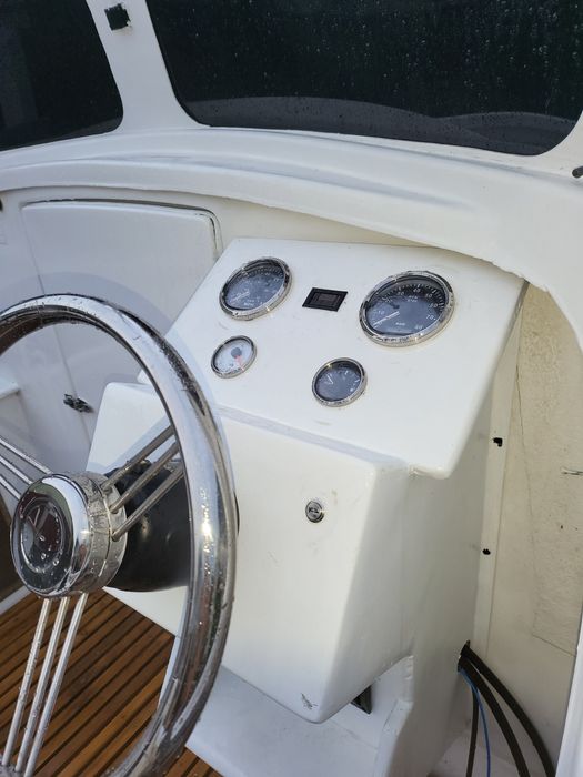Barcă cu motor 60cp Mayland de vanzare