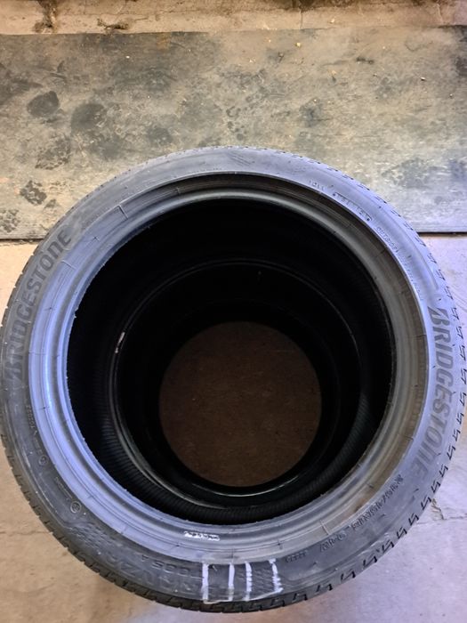 Продам летние шины Bridgestone
