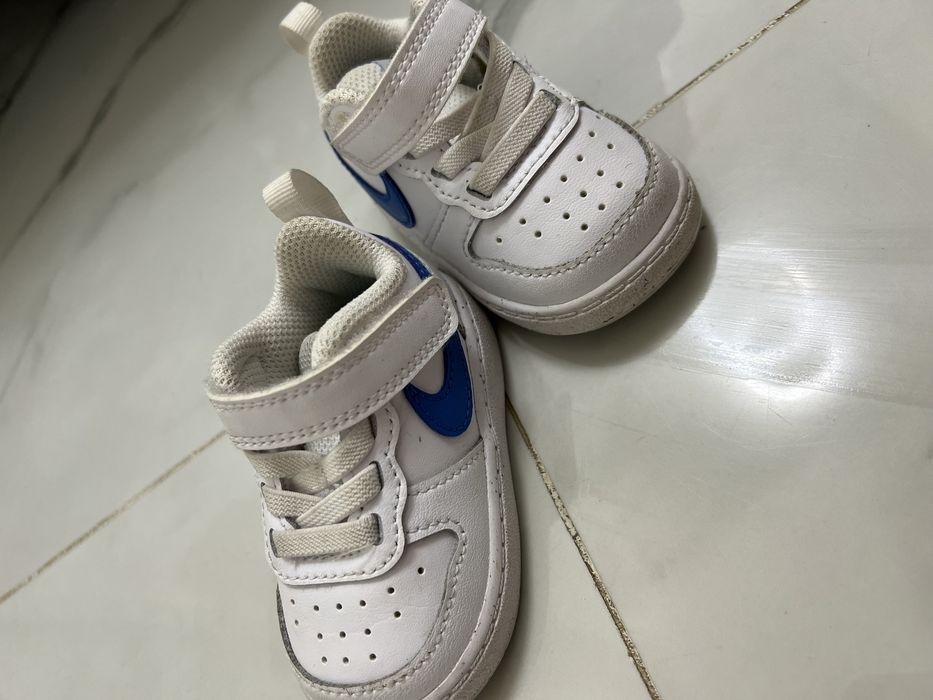 Toti 450 lei  adidasi , ghete , sandale , Geox , Adidas Nike Dd step