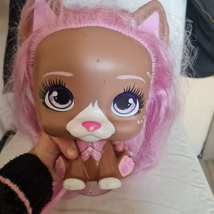 Играчка момиче  vip pets