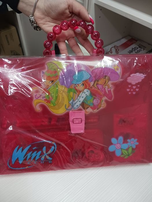 Несесер чантичка за момиче