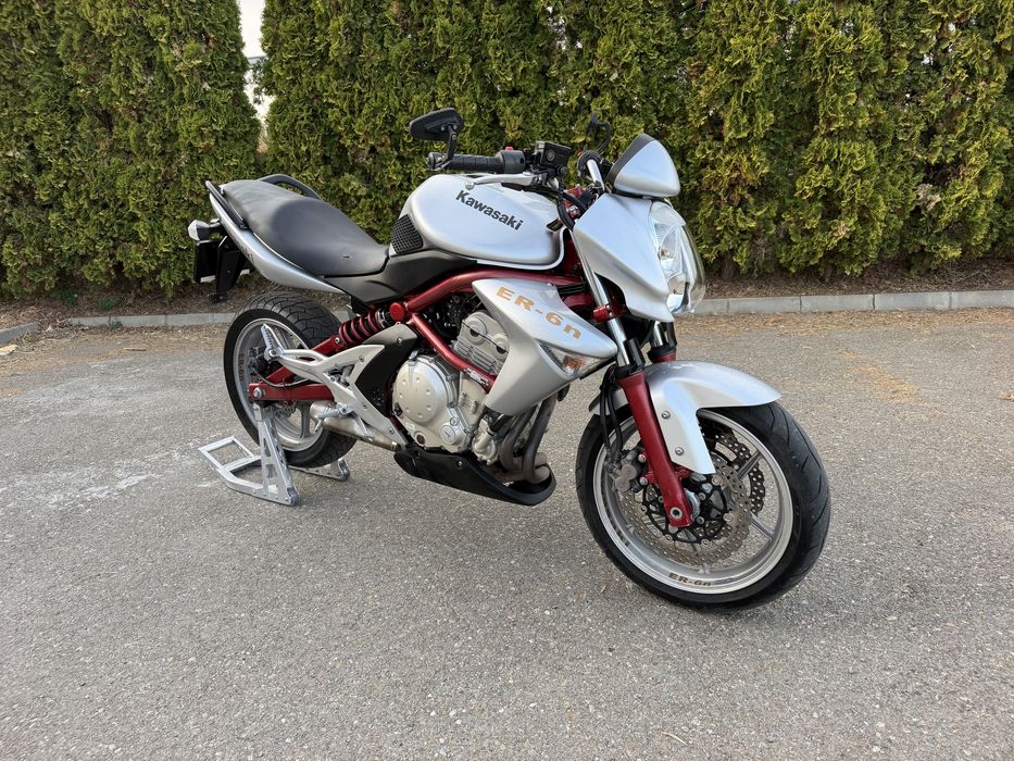 Kawasaki ER-6N 650 ( fabricatie 2009 ) Se poate limita A2