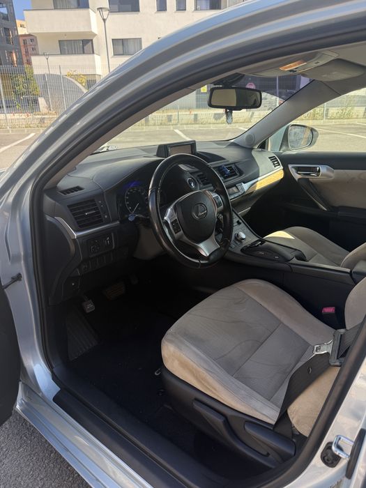 Lexus CT 200h Hybrid 1.8 Automată - 188 000km - Istoric verificabil