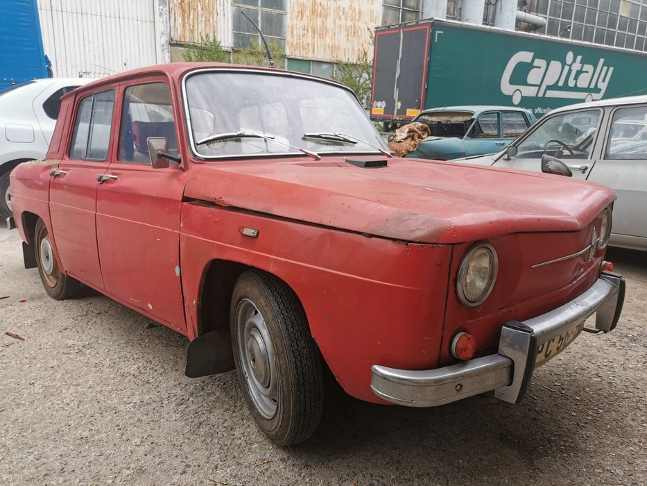 Renault r8 ( nu Dacia 1100)