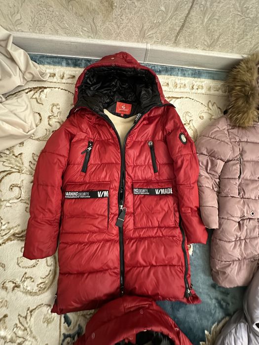 Пуховик и куртки для девочка