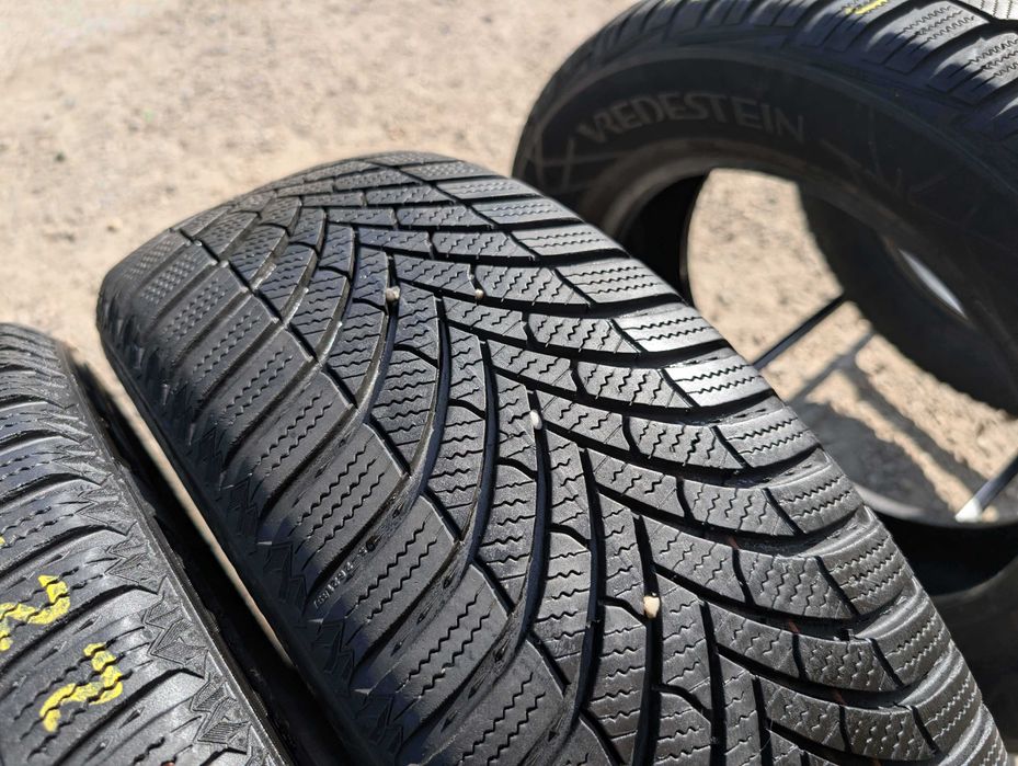 # 205/60 R16 • Iarna • Semperit Speed Grip 5 92H | 2 buc | DOT 2022 | Pret/buc
