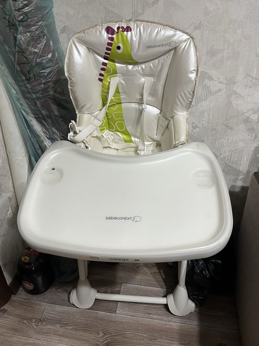 Продам отличный детский стульчик