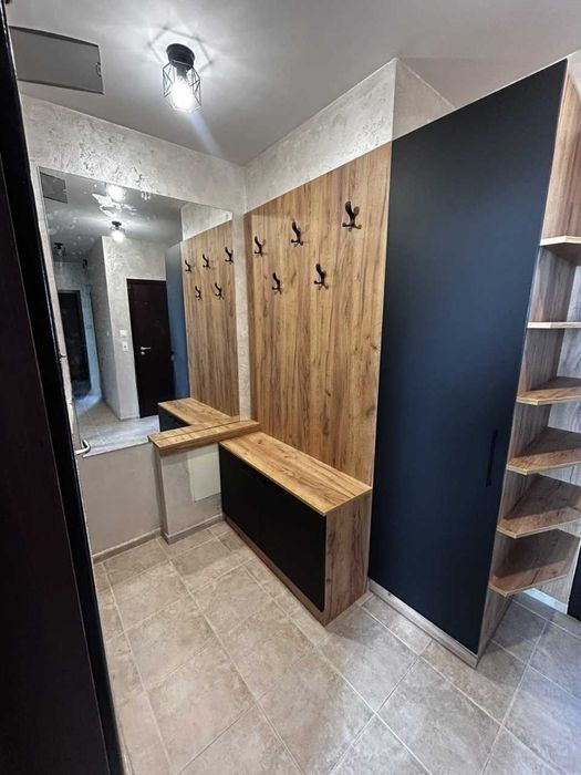 Дава под Наем 4-СТАЕН град София, Иван Вазов