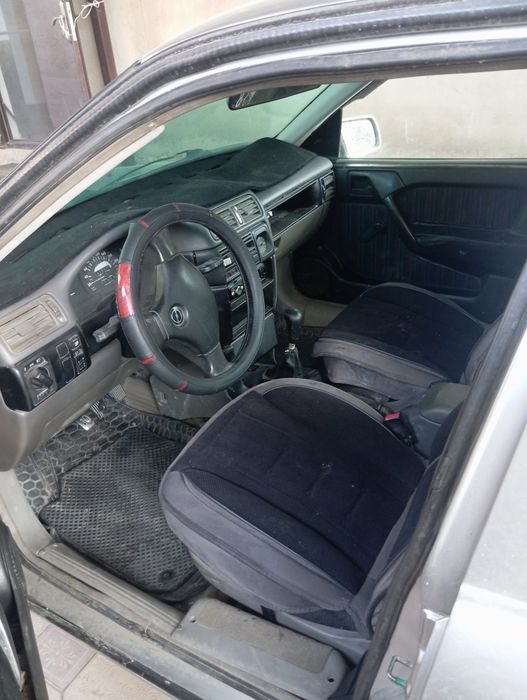 Машина opel vectra
