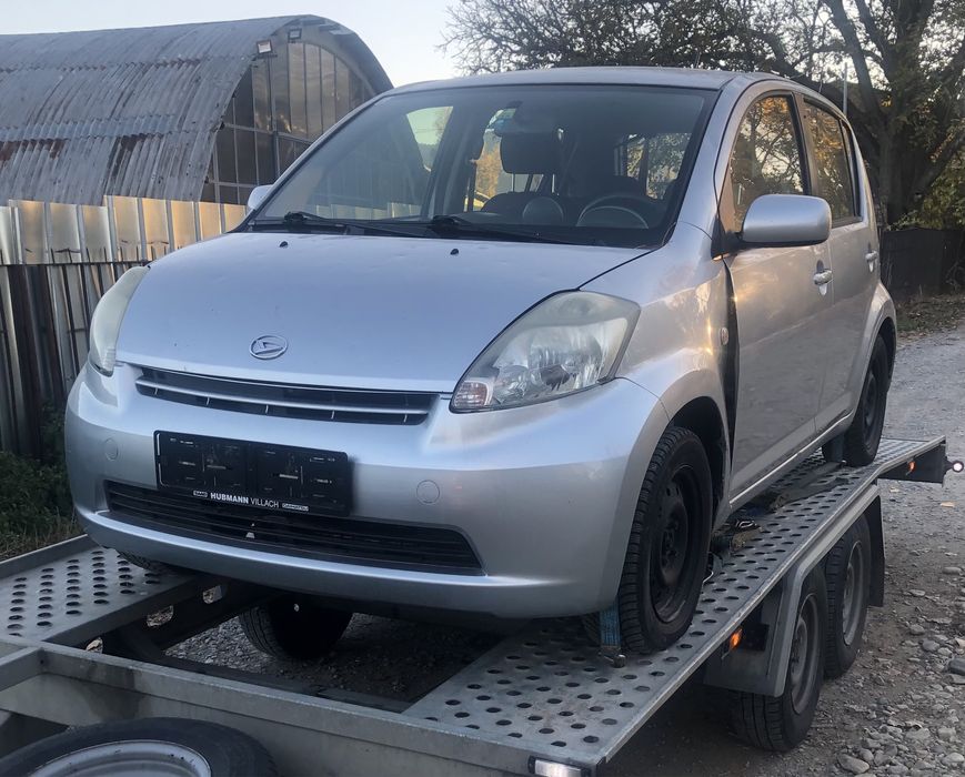 Daihatsu sirion 1.3 i на части