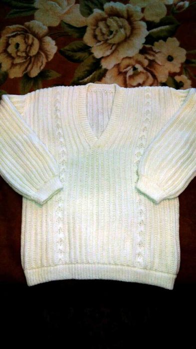 Джемпер вязанный чисто белый/Новый