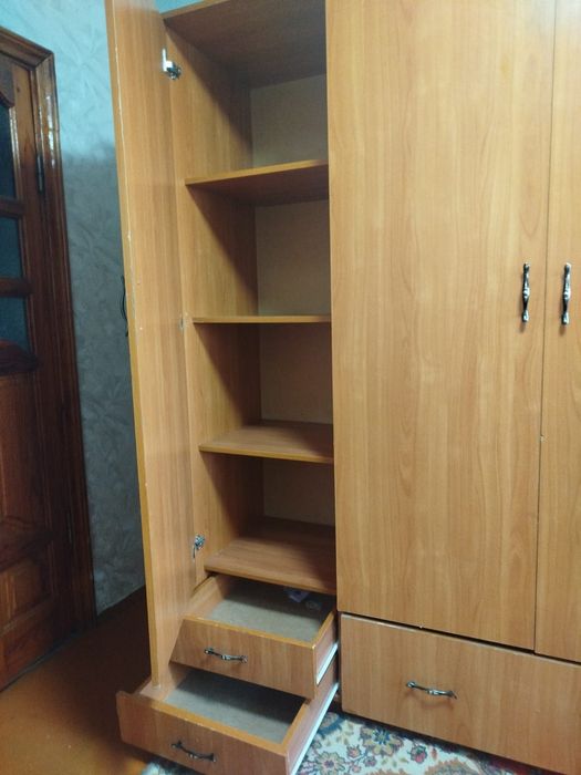Отдам шкаф 200/150/60