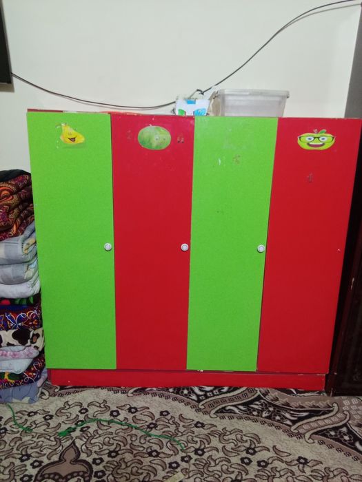 Боллар мебели яхши шкаф