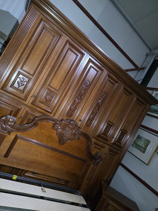 Dormitor lemn masiv Dulap pat noptiere comoda