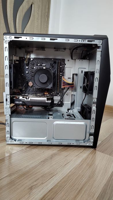 se vinde urgent sau schimb + diferenta din partea mea (depinde de caz)