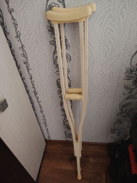Костыли новые...